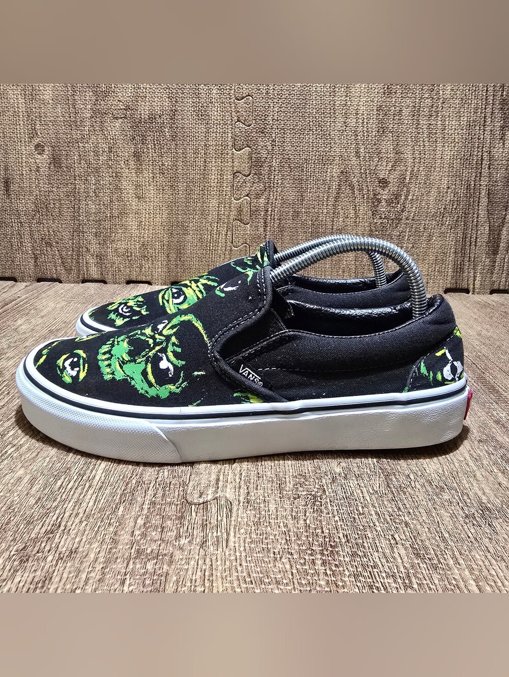 Vans Classic Slip-On Eyes In The Dark with Awesome Glow In The Dark Effect Unise